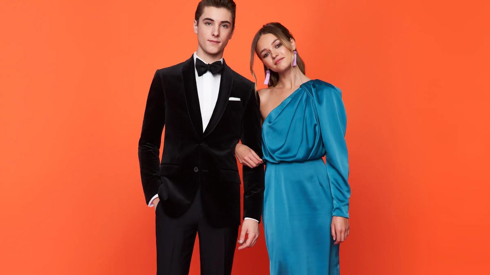 What to Wear Prom Dress and Tuxedo Trends for 2024